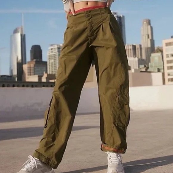 Free People Movement Mesmerize Me Cargo Pant English Ivy Green Xs - Picture 1 of 9